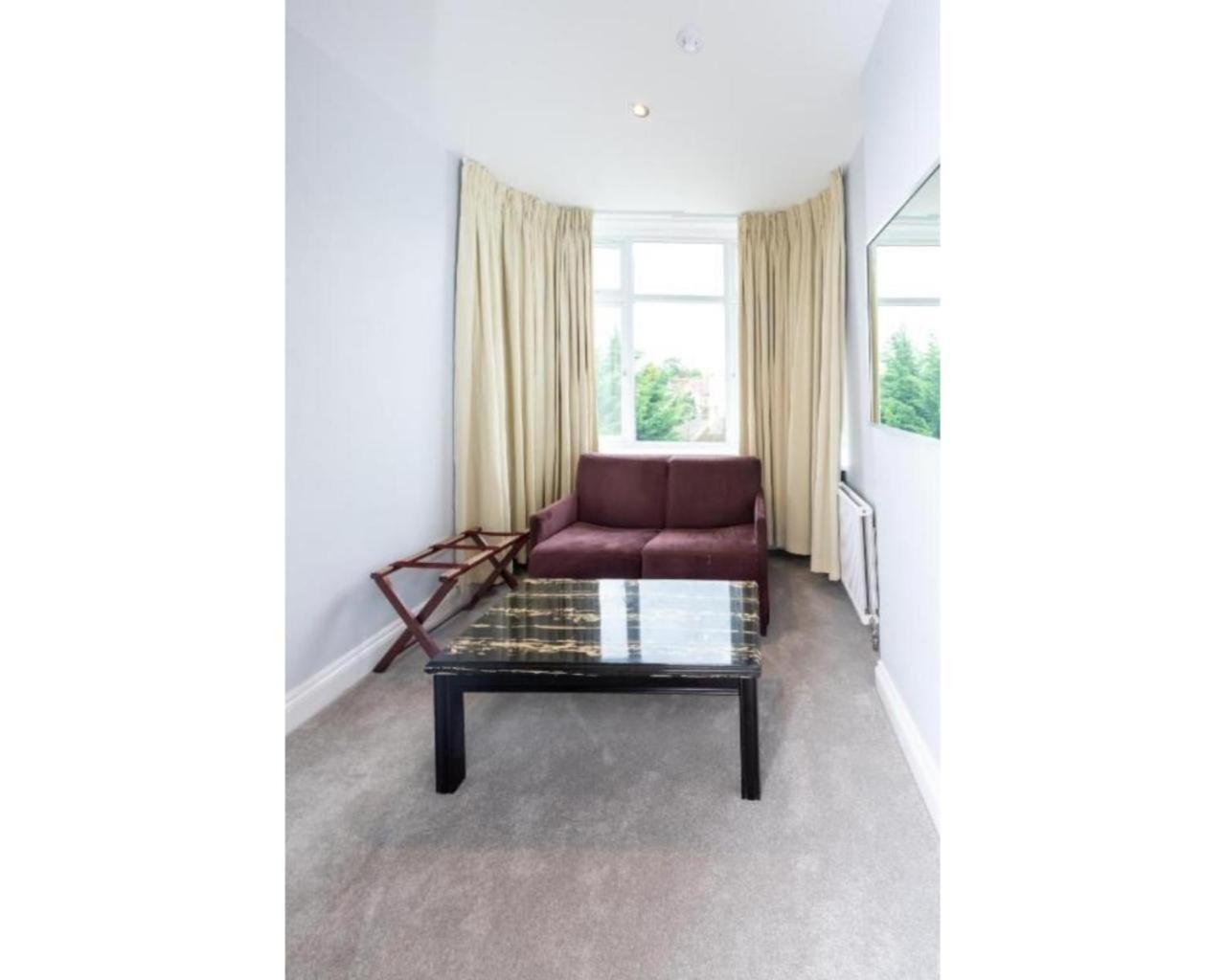 Uno Hotel Heathrow Windsor Slough Zimmer foto